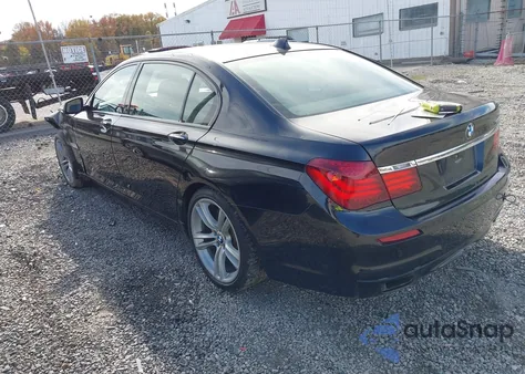 2013 BMW 750Li from USA, damaged, VIN WBAYE8C54DD133480